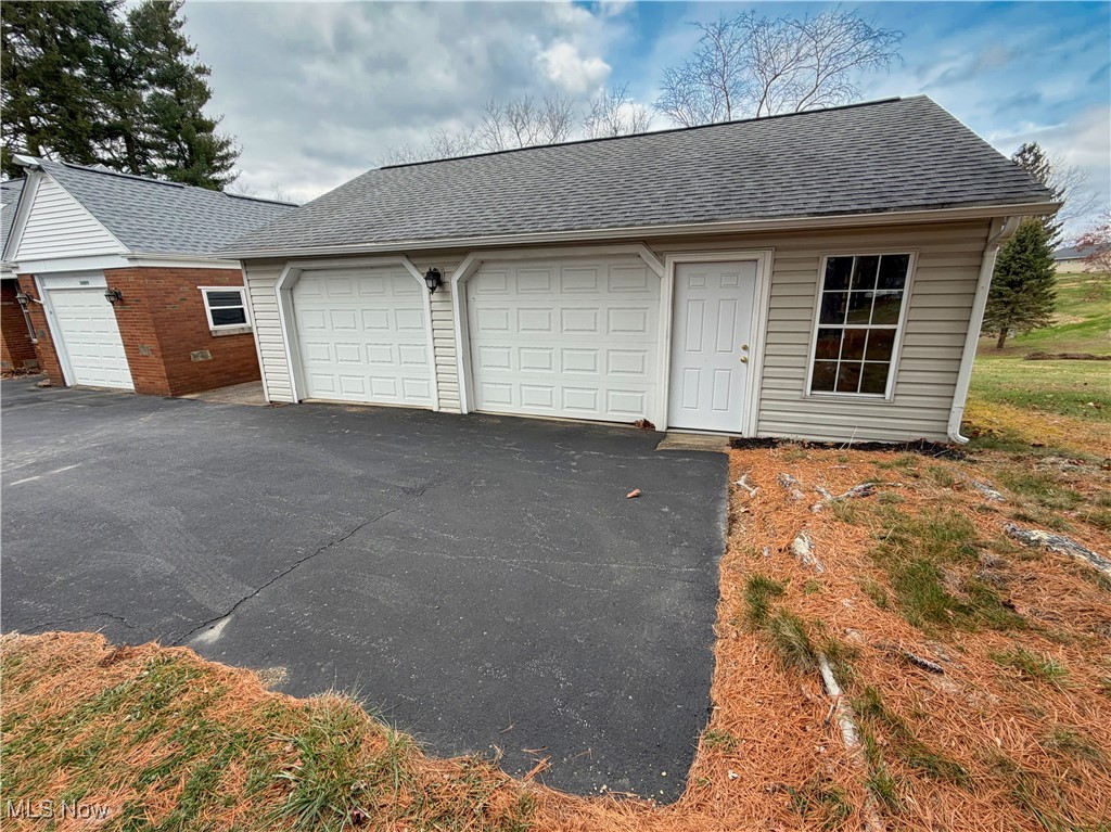 16899 Ridgeview Drive