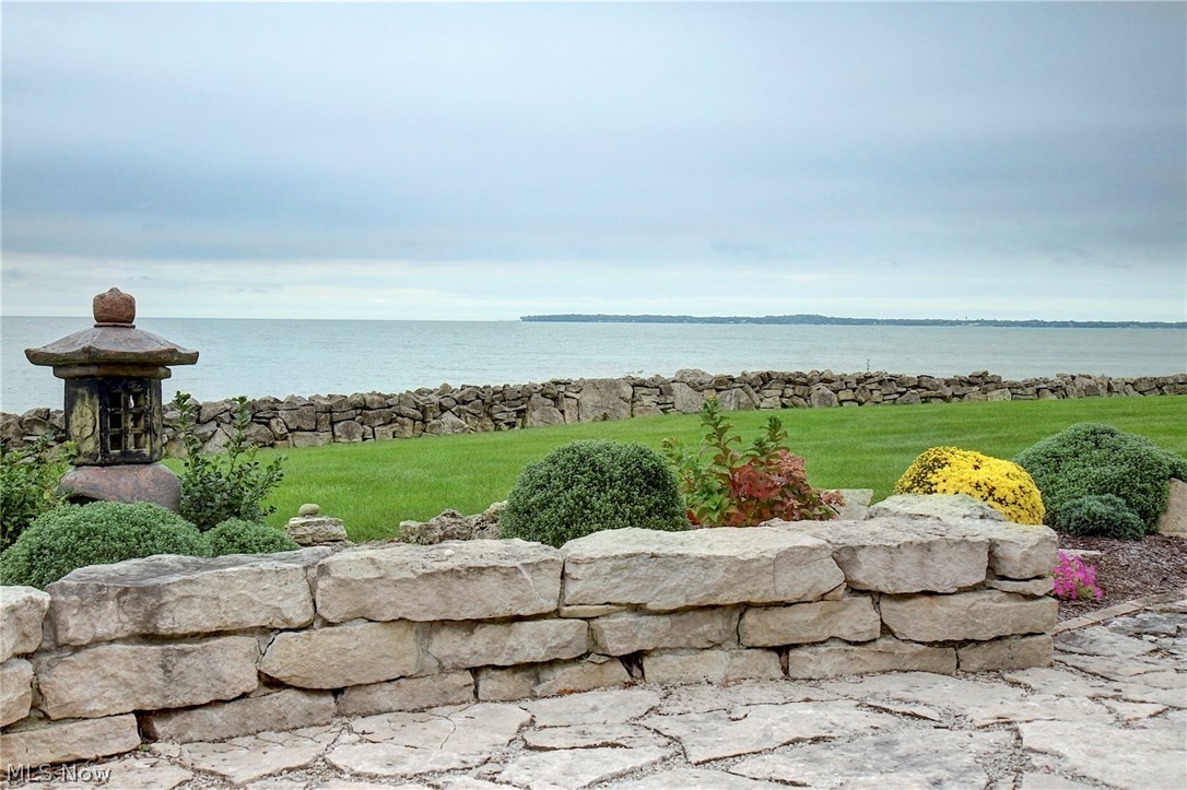 Commodore Island - Residential