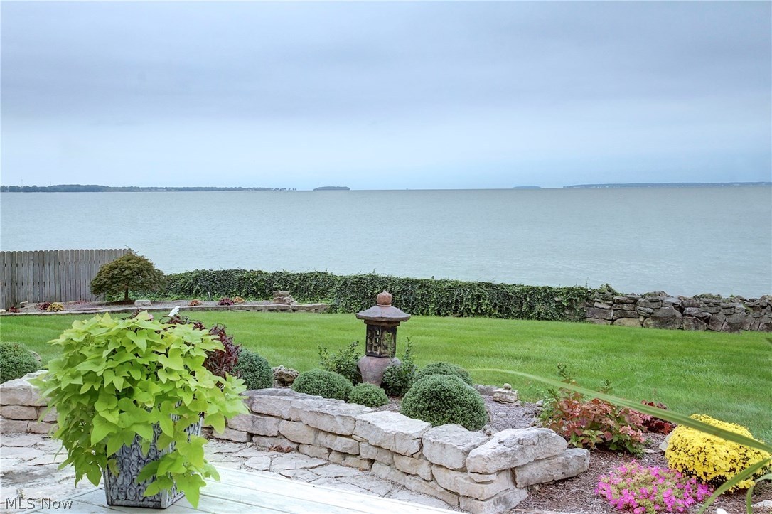 Commodore Island - Residential