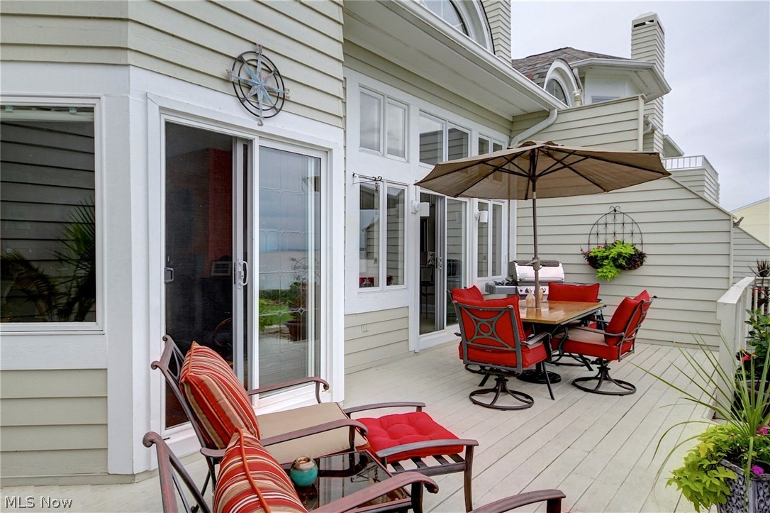 Commodore Island - Residential