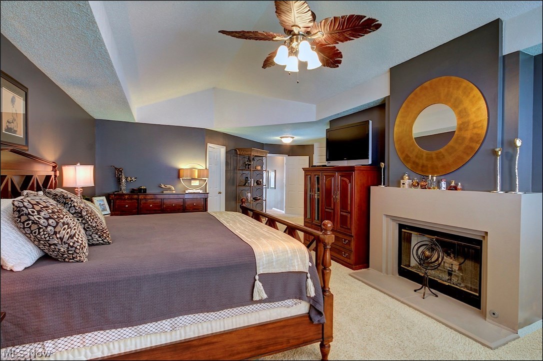 Commodore Island - Residential