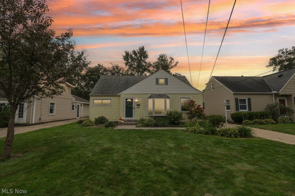 26815 E OVIATT RD, BAY VILLAGE, OH 44140 - Image 30eca20e7184530acb1f3a2bf4a8bbaa/1668499813