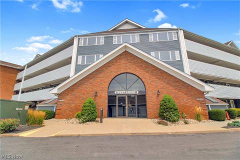 Condo For Sale - 1909 E Harbor Road #407W<br/> Port Clinton, OH 43452