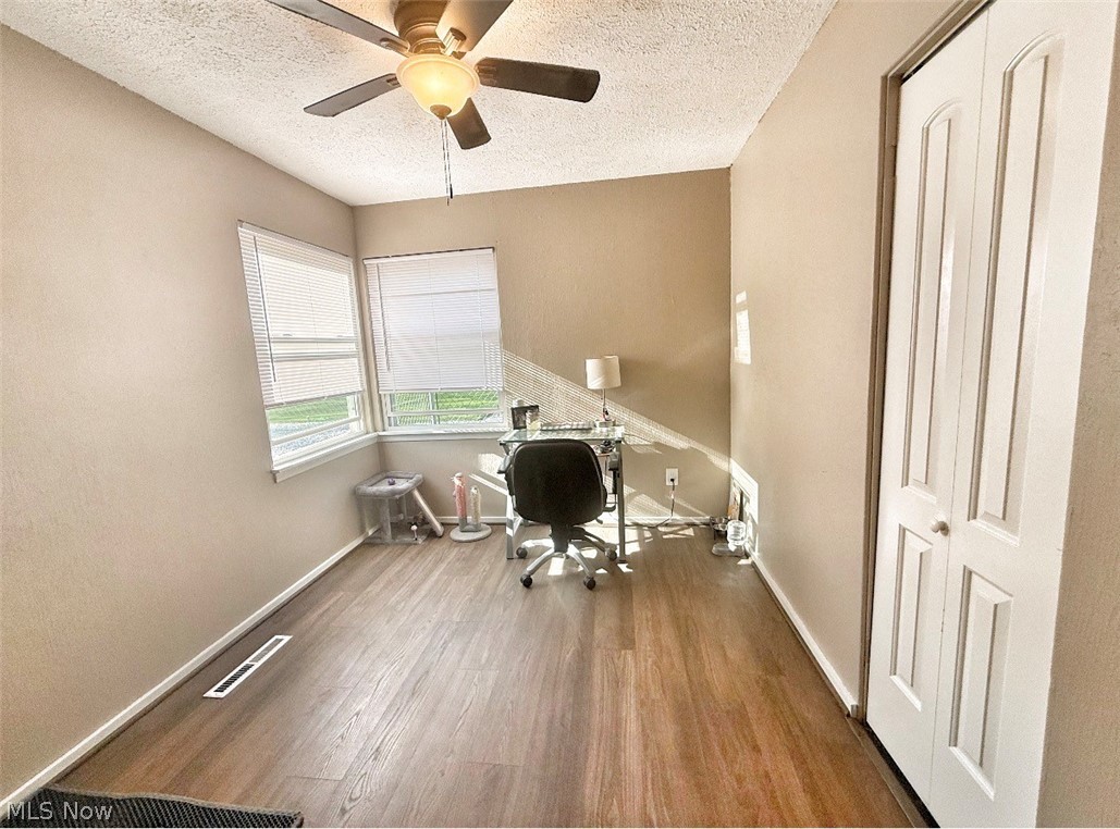 Mentor Headlands Park Sub - Residential