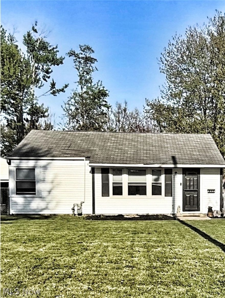 Welcome to this charming 3-bedroom ranch with a 2-car detached garage! This move-in ready home features numerous updates throughout, including a freshly blacktopped driveway and a complete interior repaint. The living room and hallway offer new carpet, while the bedrooms and laundry room feature updated vinyl flooring. The bathroom has also been tastefully updated.
This home is ready for its next owner. Schedule your private showing today!