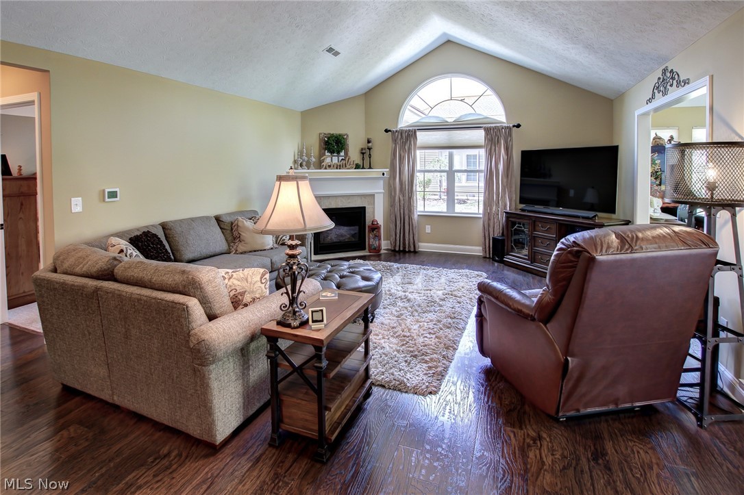 Crossings/West Vly Ph 17 1 Un - Residential