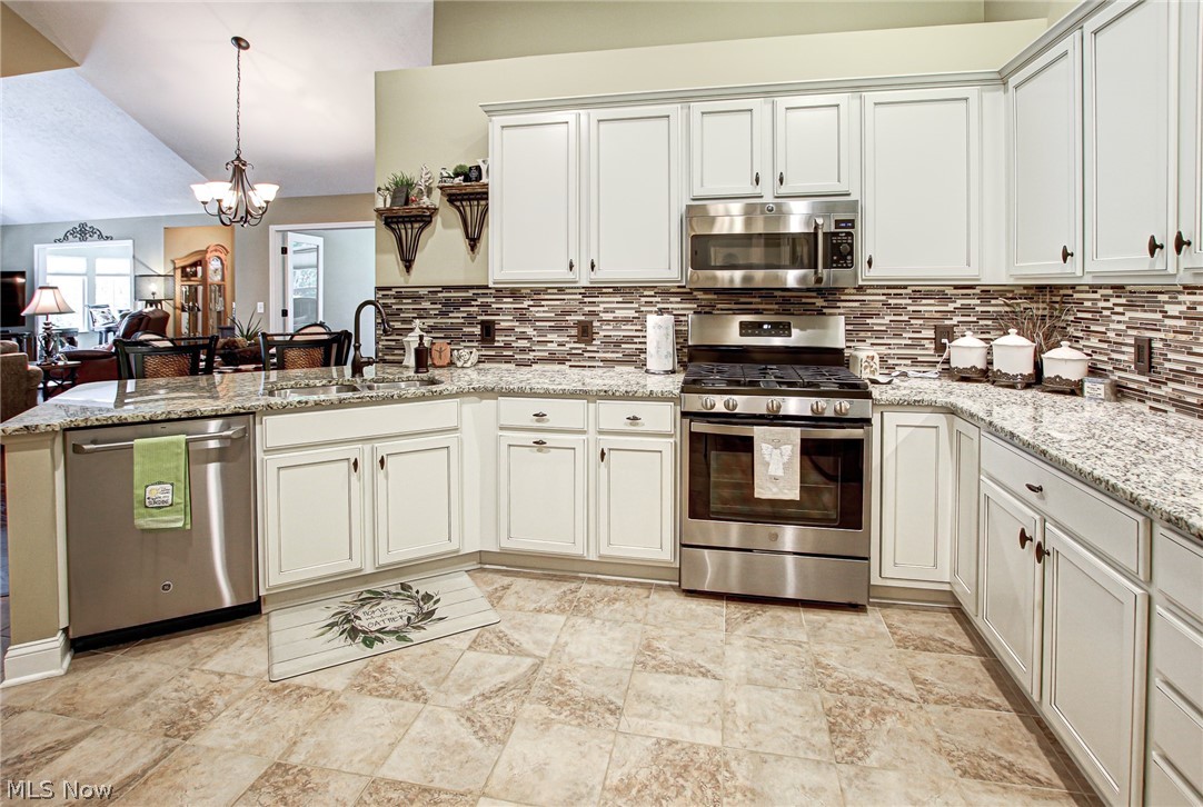 Crossings/West Vly Ph 17 1 Un - Residential