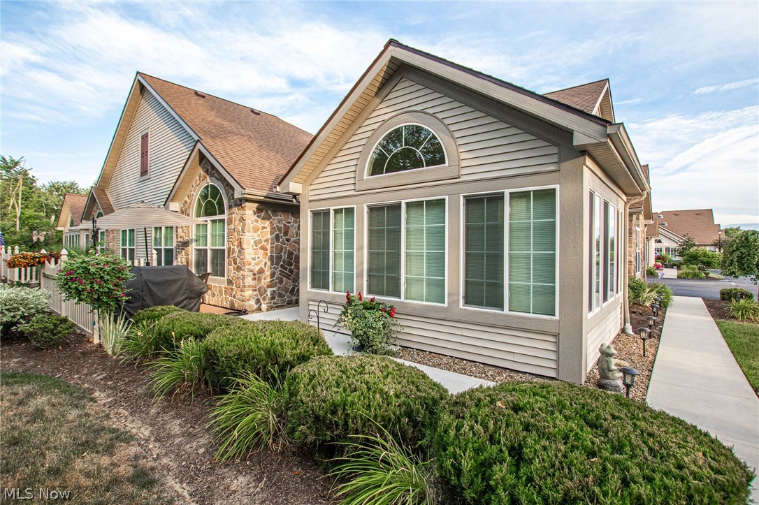 Crossings/West Vly Ph 17 1 Un - Residential