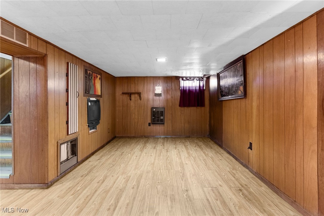 City/Youngstown - Residential