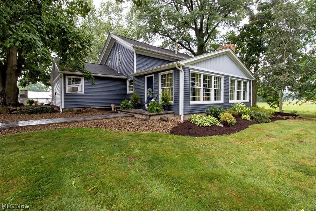 View Creston, OH 44217 property