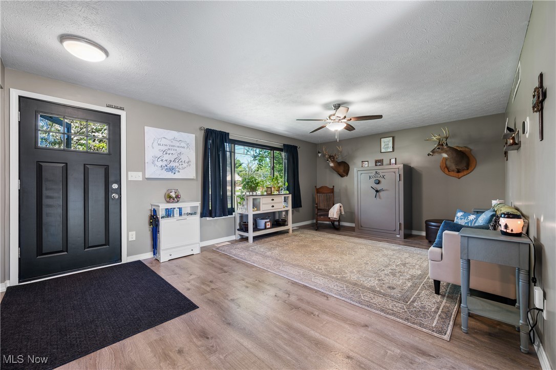 4152 Avon Lake Road, Litchfield, Ohio image 3