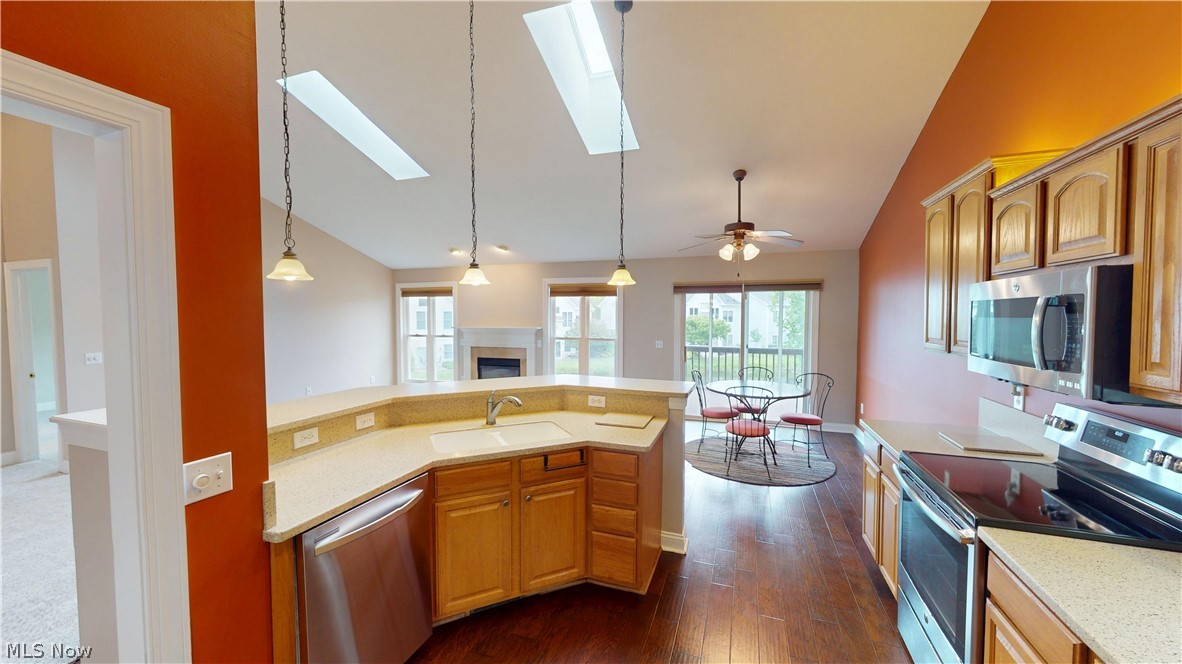 Lakes/Franklin Mills - Residential