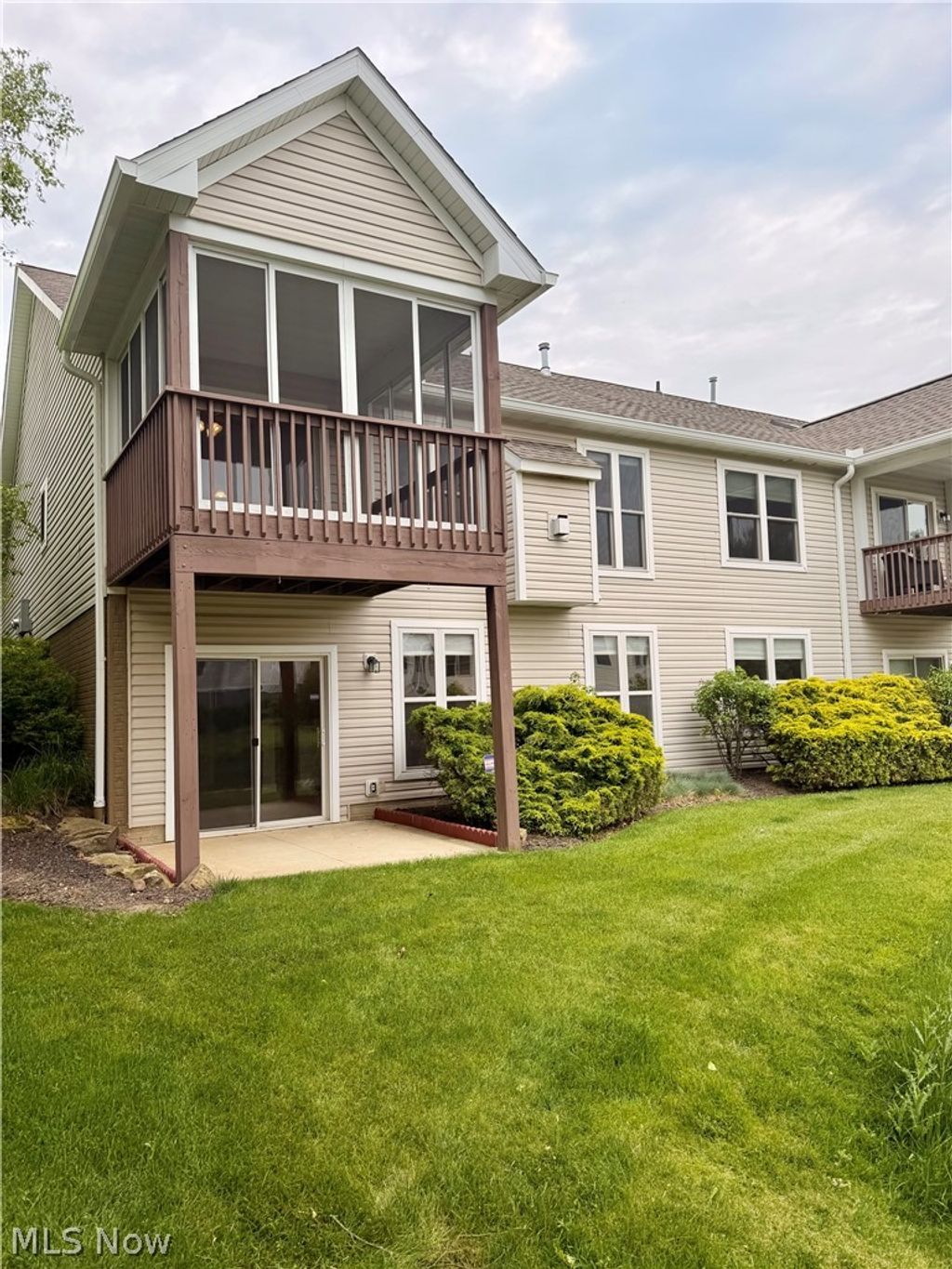 Photo of 897 Stonewater Drive, Kent, OH 44240 (MLS # 5212175)