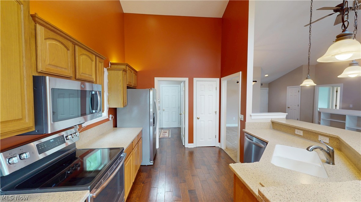 Lakes/Franklin Mills - Residential
