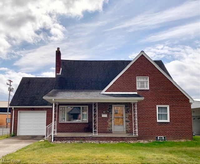 This well built 5 bedroom, 2 bath home is a definite must see. Having 2 bedrooms on the main floor with a full bathroom is perfect for one floor living.
This home has an additional 3 bedrooms, second bath and a large loft upstairs that is perfect for additional living or home office space. Spacious open living room/dining room perfect for entertaining. the basement has a bathroom, laundry and utility or workshop area. The home has hardwood flooring in areas, cedar closets. Updates include main floor windows, ventless fireplace, furnace, and ac. This home is on a beautiful well maintained street close to all needed amenities including, grocery shopping, pharmacy needs, restaurants, city park and city pool. The home is also within walking distance to the Toronto Jr/Sr Highschool Campus. Call for your private showing today.