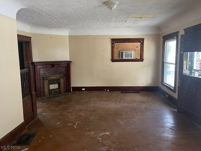 1224 E 87th Street