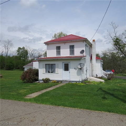 Homes For Sale - 22 Maple Hill Road<br/> Salineville, OH 43945