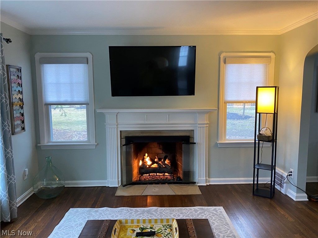 Photo of 1547 Sunview Road, Lyndhurst, OH 44124 (MLS # 5188355)