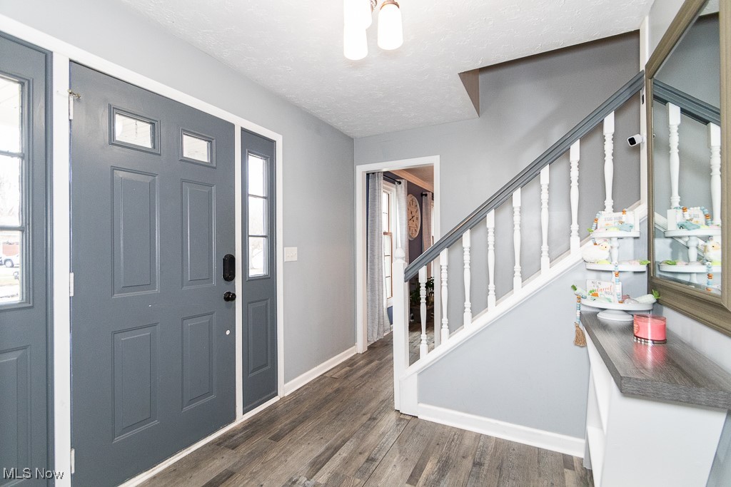 9283 Cherrystone Drive, Mentor, Ohio image 4