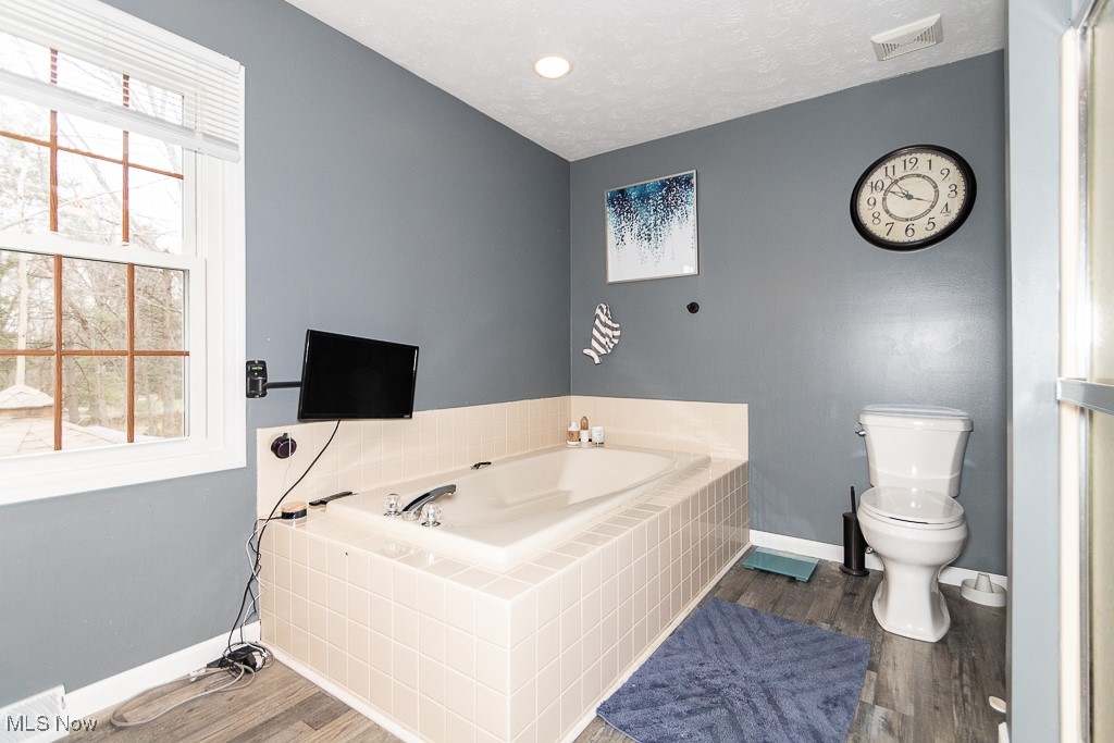 9283 Cherrystone Drive, Mentor, Ohio image 18