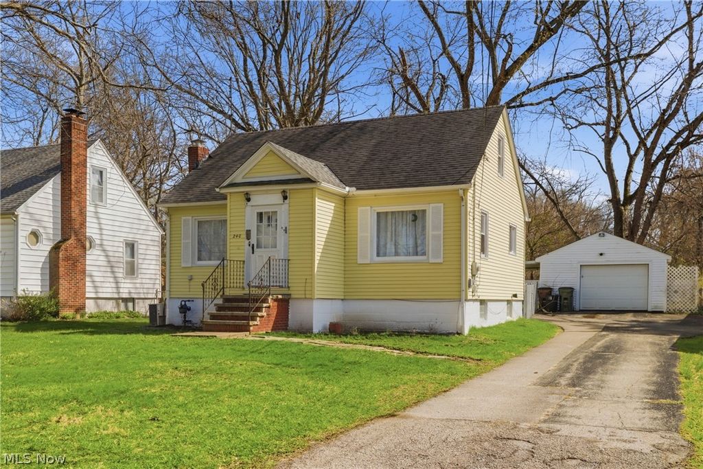 Photo of 240 E 45th Street, Lorain, OH 44052 (MLS # 5200092)