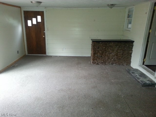 Russell - Residential