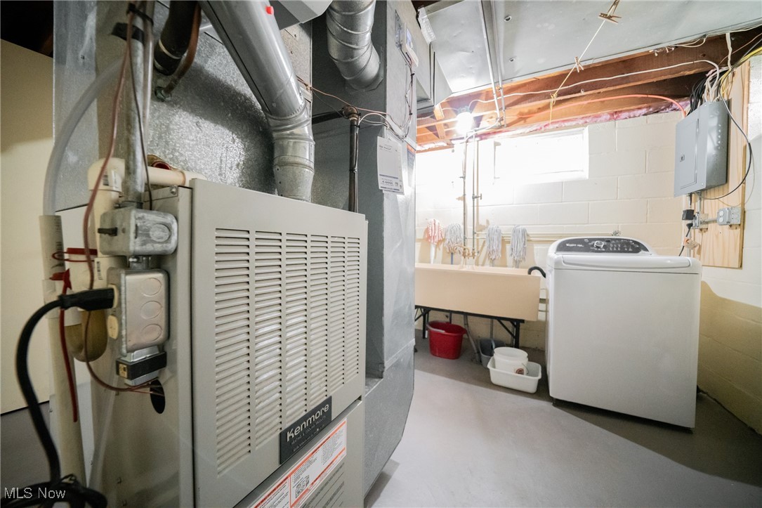 4076 E 155th Street, Cleveland, Ohio image 32