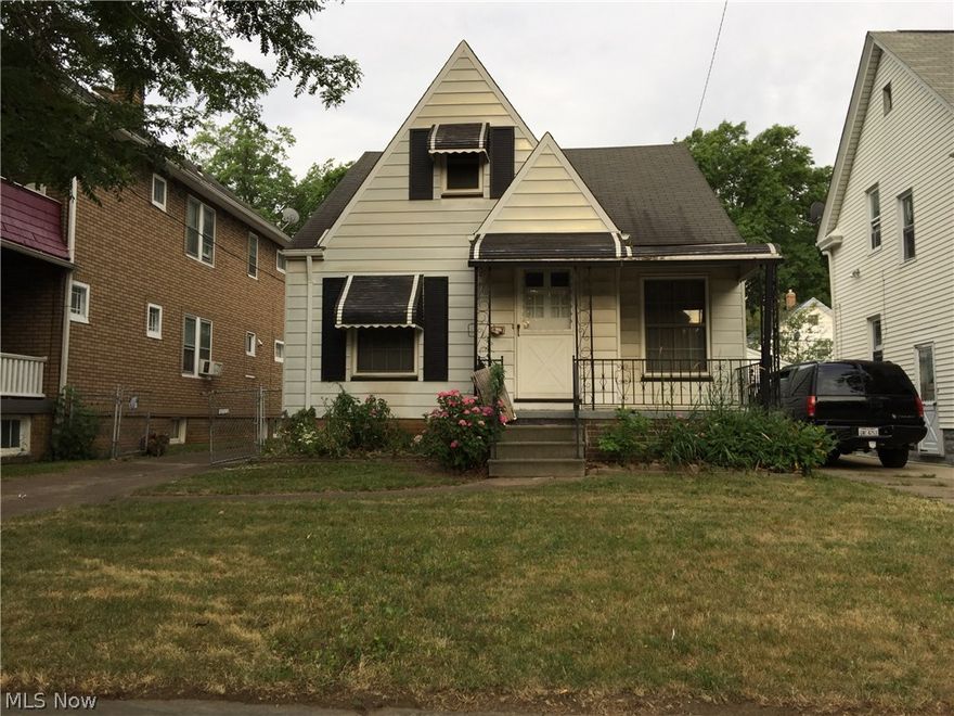 Solid 4 bedroom house with a fenced yard, large eat-in kitchen and an artificial fireplace in the living room. Several major improvements including windows, siding, roof, furnace and hot water tank. Partially finished rec room.