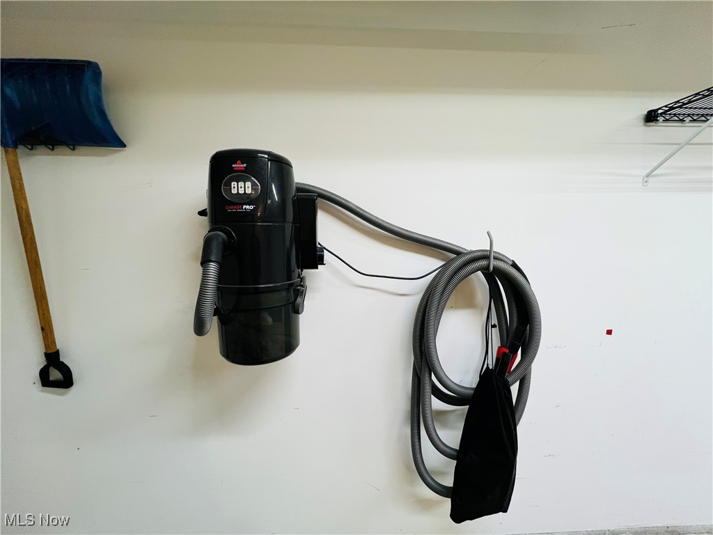 Harris Woods Condo Ph 2 Bldg 3 - Residential