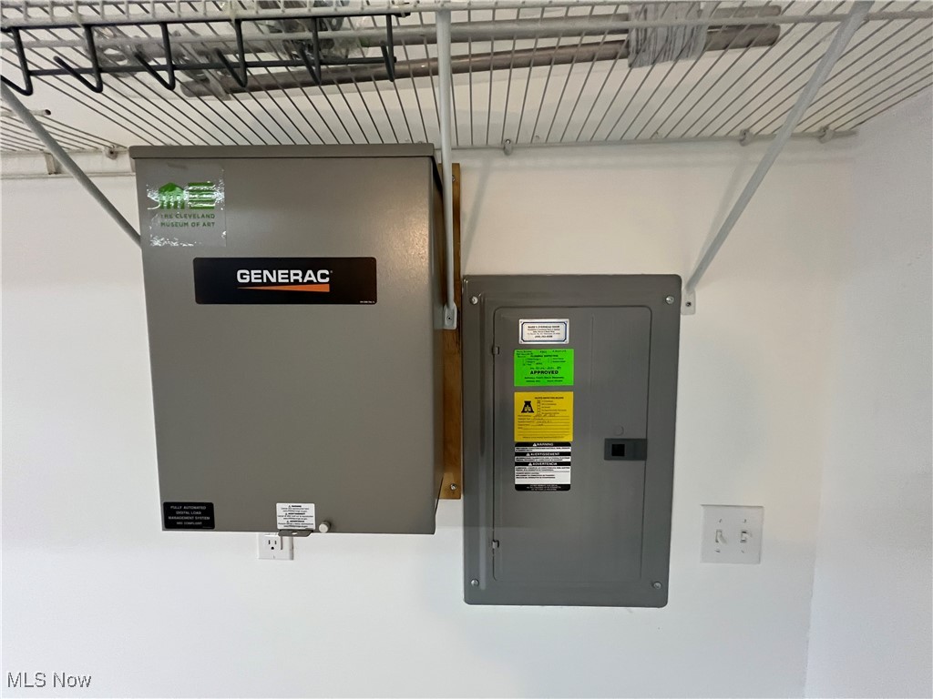 Harris Woods Condo Ph 2 Bldg 3 - Residential