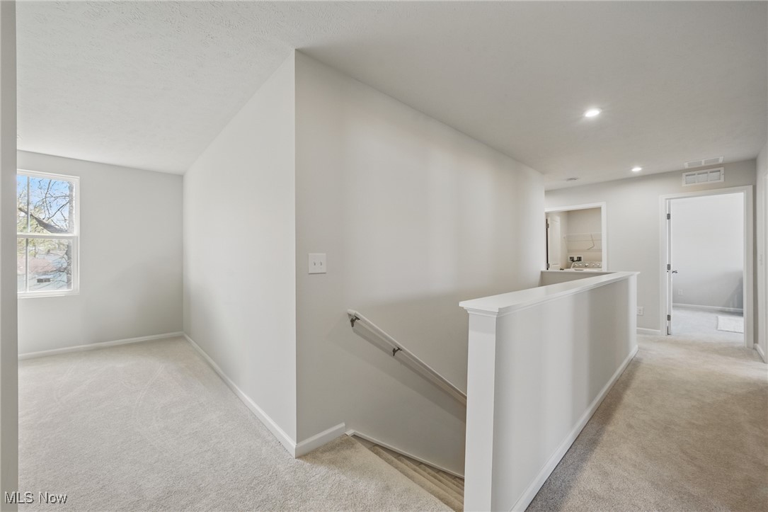 152 Zenith Court, Eastlake, Ohio image 21