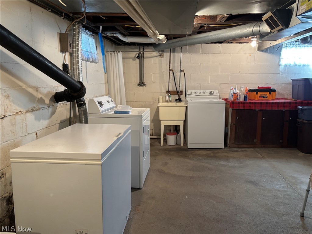 Vienna Heights - Residential