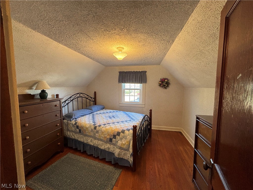 Vienna Heights - Residential