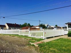 BEVERLY HILLS - Residential