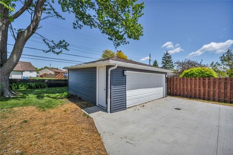 Tiny photo for 15424 Holland Road, Brook Park, OH 44142 (MLS # 5209328)