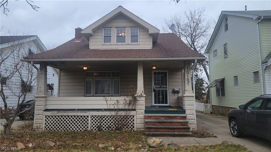 Your next project is right here. 4 bedroom, 1 bathroom Garfield Heights cape cod with excellent bones and in need of cosmetic remodeling. There's no shortage of character here, with built in cabinetry with leaded glass and hardwood floors throughout. Similar homes that have undergone modern renovations have sold for ~$150,000.00, so there's plenty of room in the budget for a professional renovator or an owner occupant looking to earn some sweat equity. Buyer to assume minor city point of sale violations (attached in supplements). See broker remarks or email broker for a video walk through of the property.