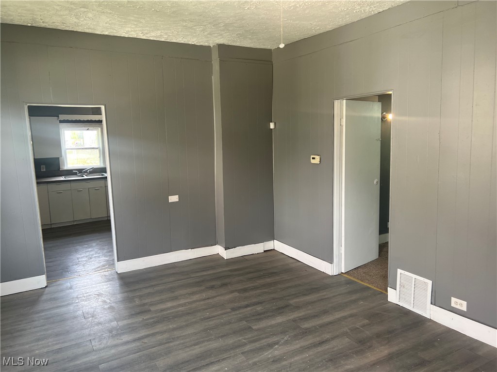 7612 Colgate Avenue, Cleveland, Ohio image 2