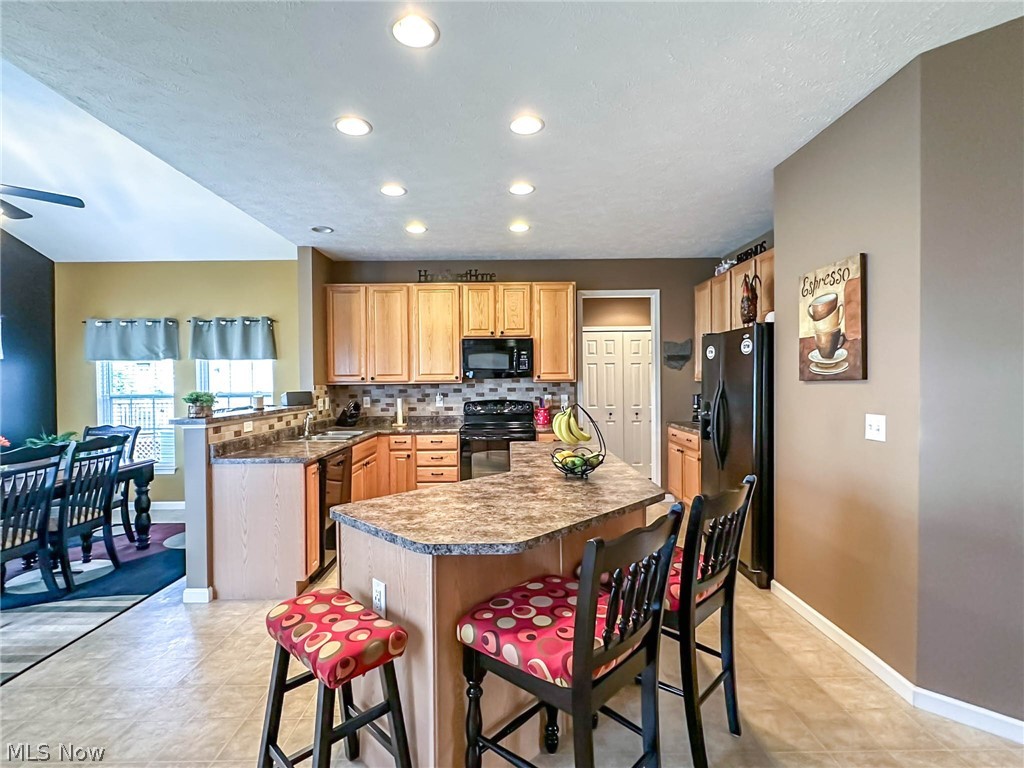 Willoughby Crossing Condo - Residential