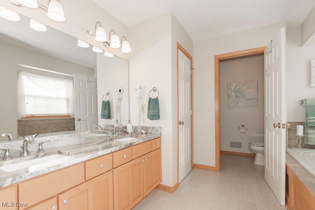 9988 Concord Point Court, Mentor, Ohio image 34