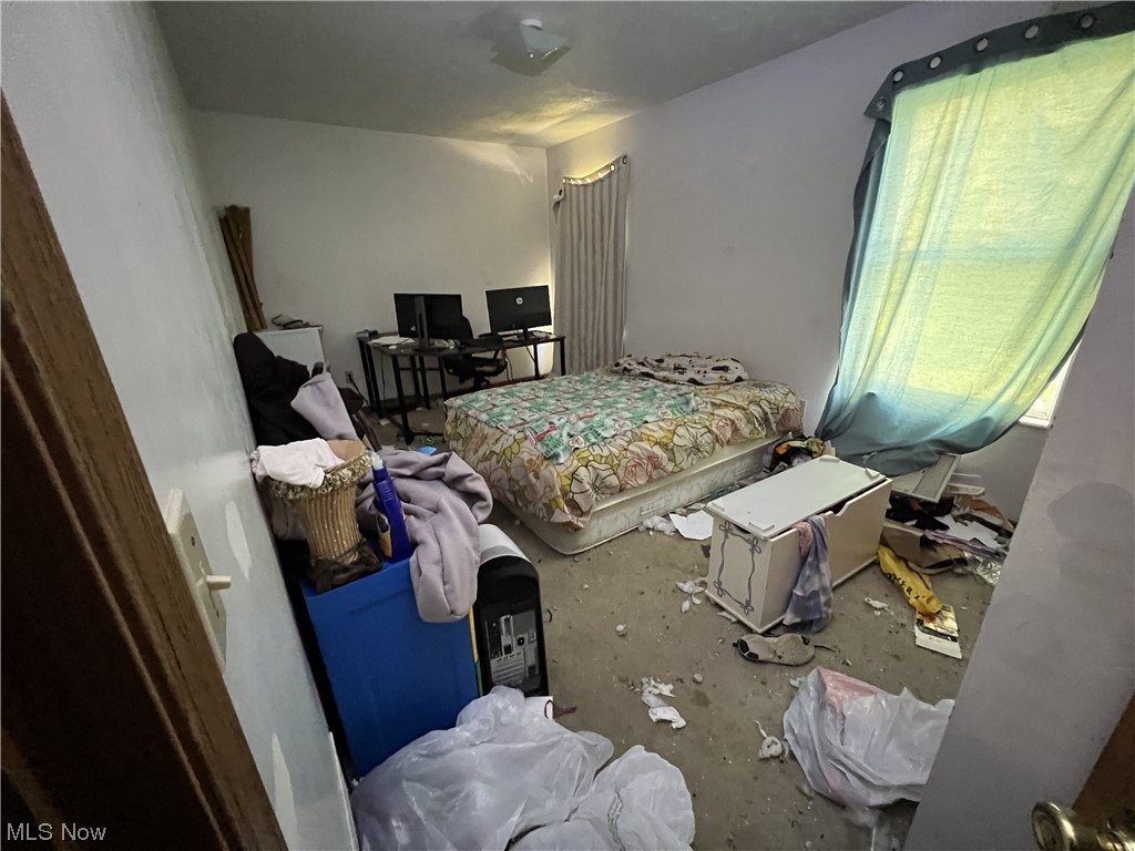 Jj Elwells Woodland Hills All - Residential