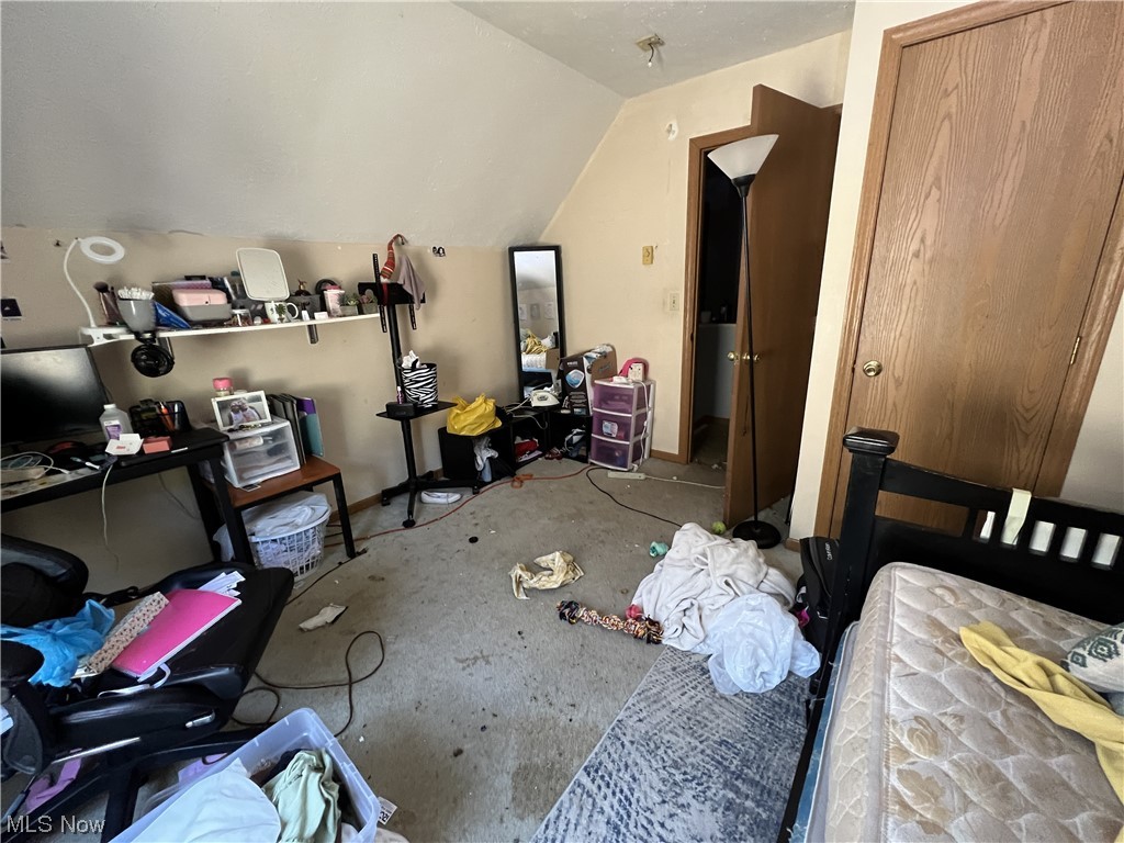 Jj Elwells Woodland Hills All - Residential