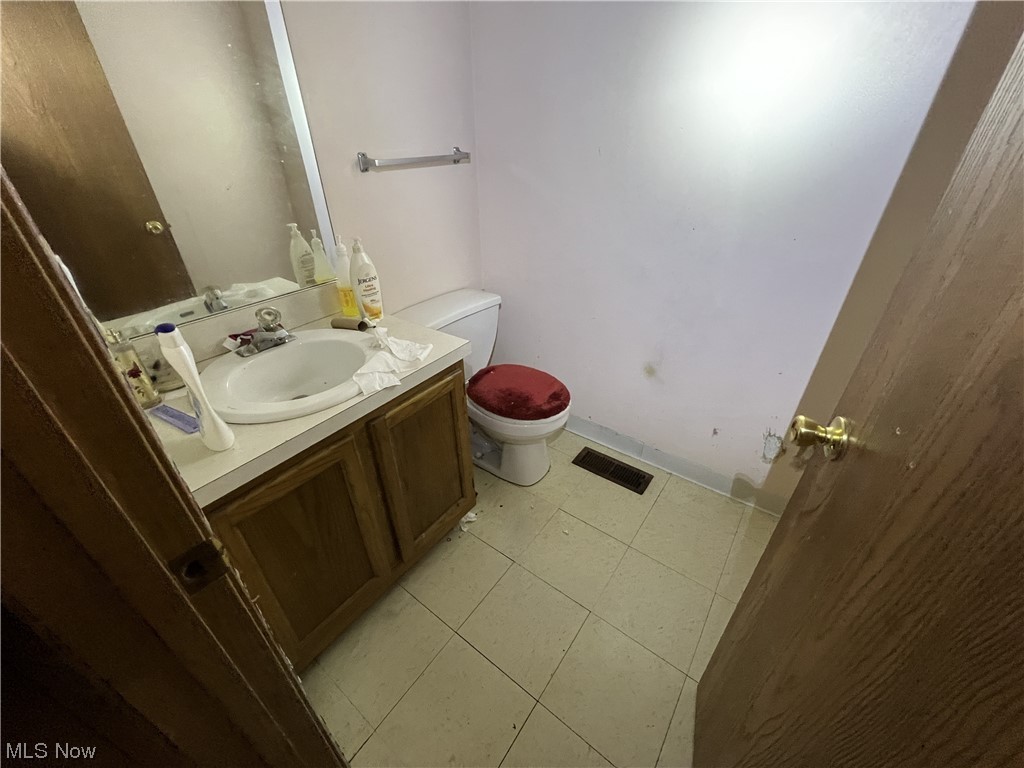 Jj Elwells Woodland Hills All - Residential