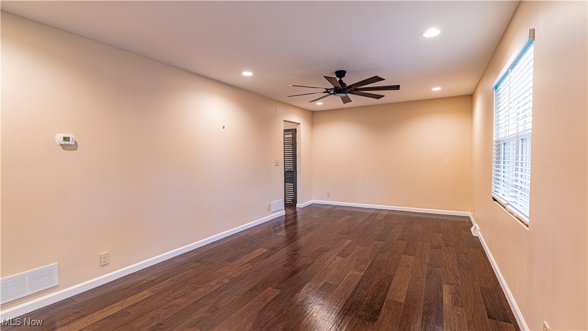 Village Acres 1 - Residential