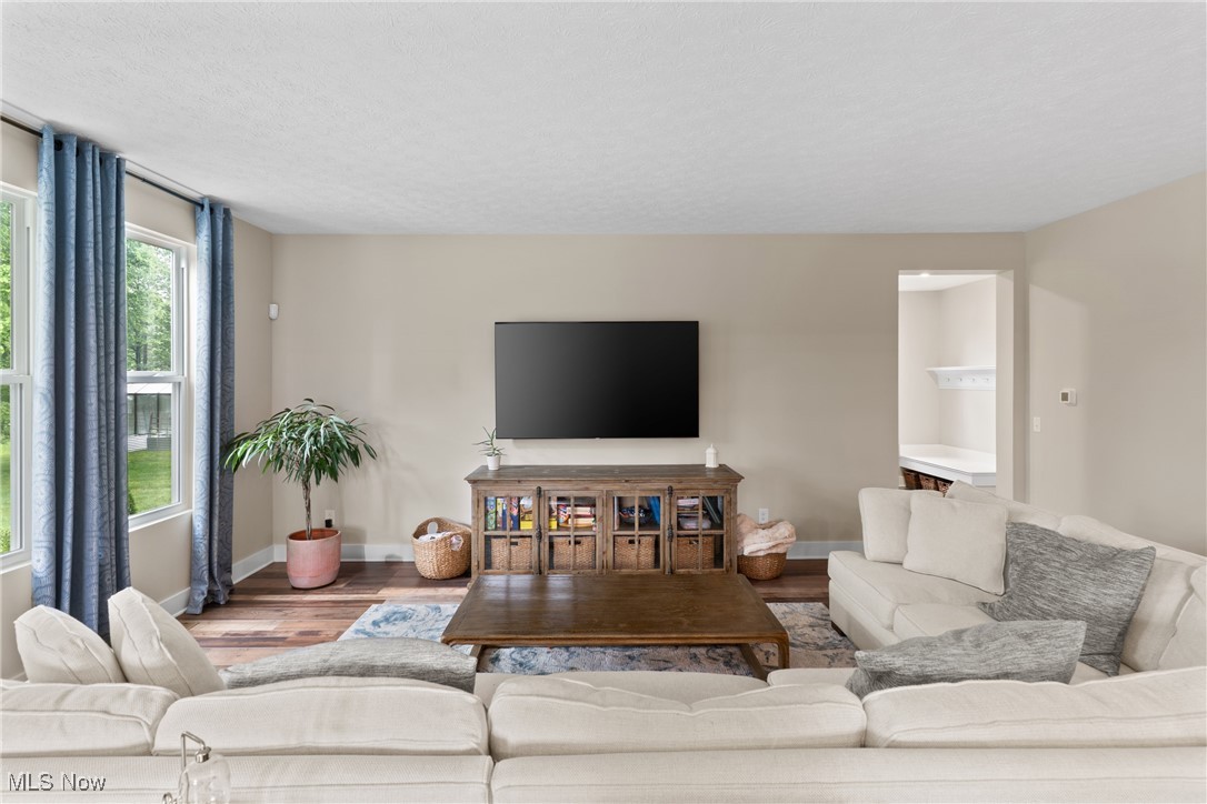 Mar-Well Estates - Residential