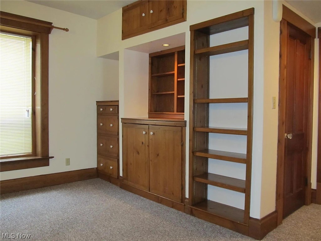 West Hill/Highland Square - Residential Income
