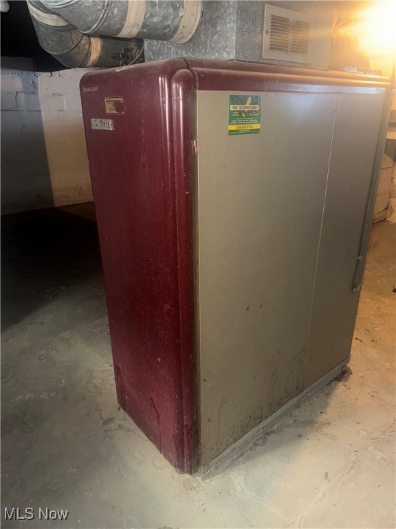 Cleveland, Ohio 44120, United States, 4 Bedrooms Bedrooms, ,4 BathroomsBathrooms,Residential,Pending,14767