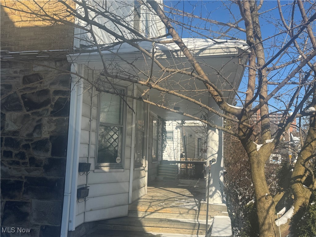 Cleveland, Ohio 44120, United States, 4 Bedrooms Bedrooms, ,4 BathroomsBathrooms,Residential,Pending,14767