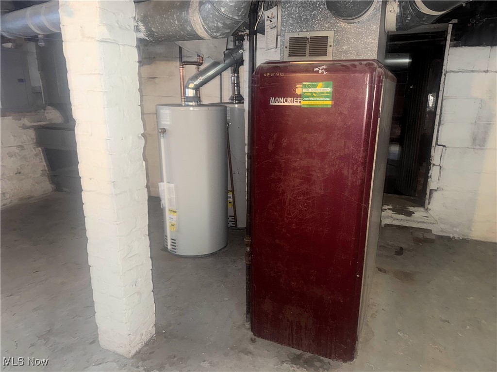 Cleveland, Ohio 44120, United States, 4 Bedrooms Bedrooms, ,4 BathroomsBathrooms,Residential,Pending,14767