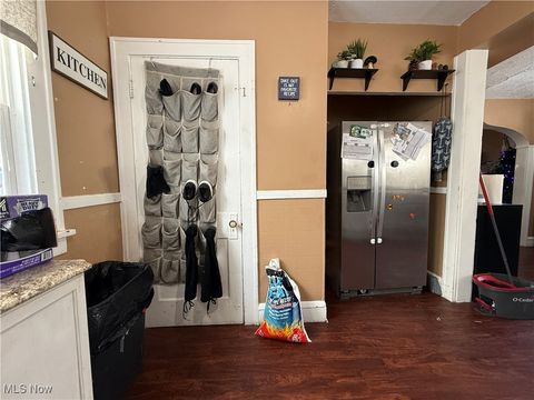 Tiny photo for 3315 W 125th Street, Cleveland, OH 44111 (MLS # 5184313)