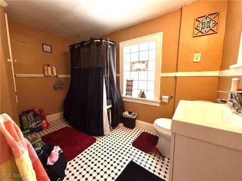 Tiny photo for 3315 W 125th Street, Cleveland, OH 44111 (MLS # 5184313)